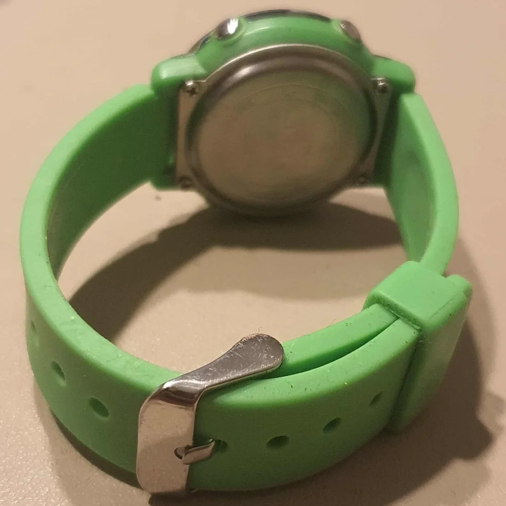 🦋10/$20🦋 Skmei Silver/Green Digital Alarm Chrono Women's Watch